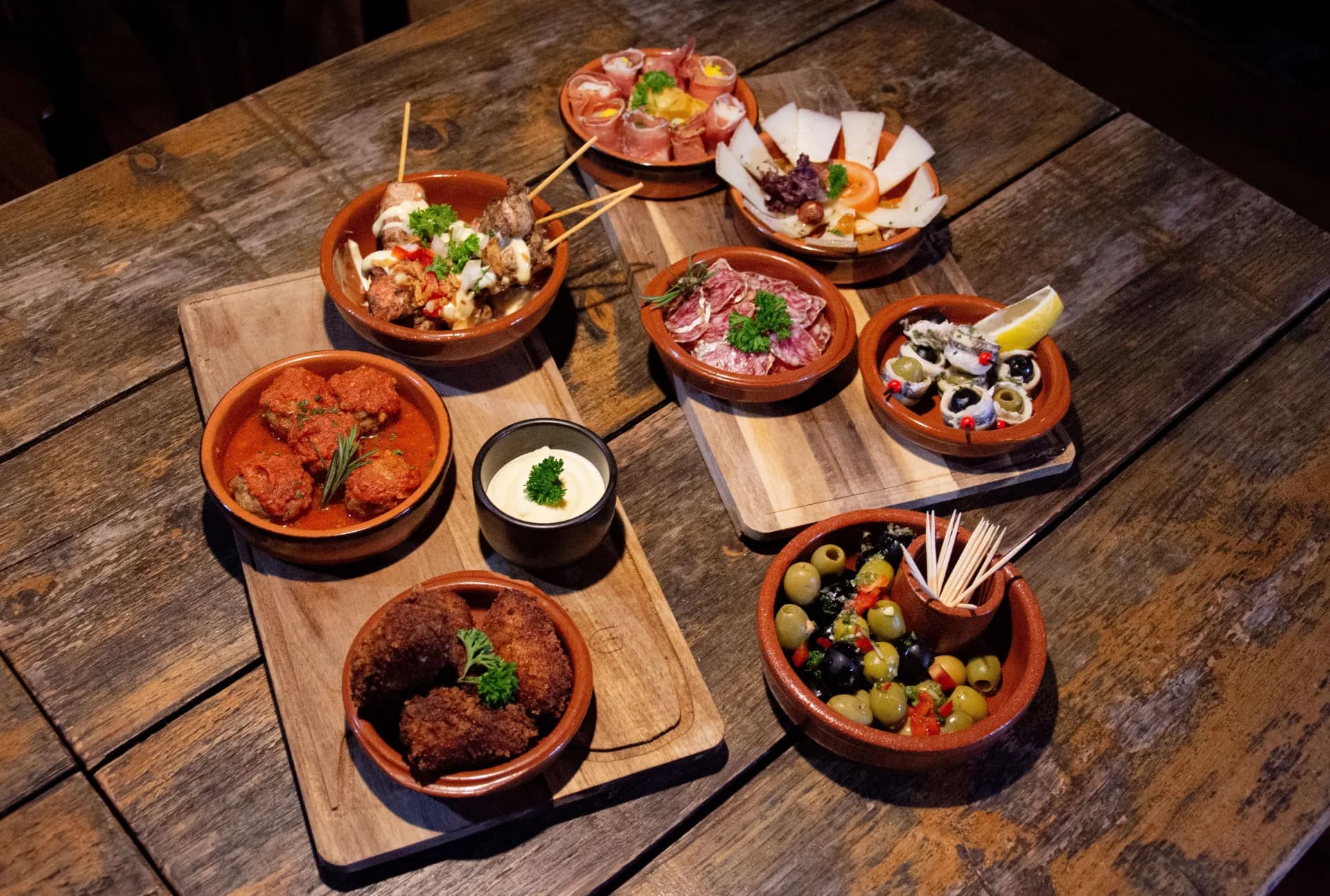 Tour tapas & gastronomie avec guide local